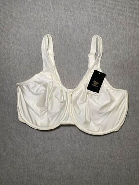 Wacoal 855192 Basic Beauty Full Figure Seamless Underwire Bra 38G